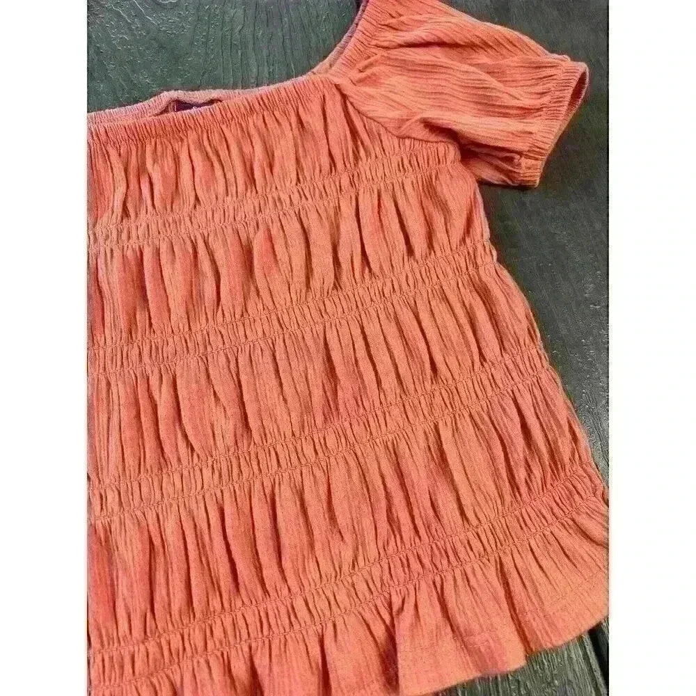Old Navy Girls Smocked Crop Top Size Small 6-7 Orange Short Puff Sleeve